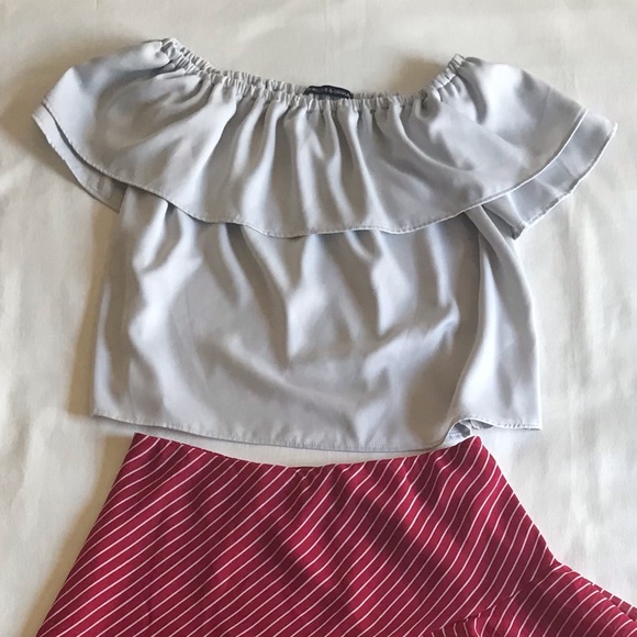 Grey Off-the-shoulder Top - Picture 3 of 5